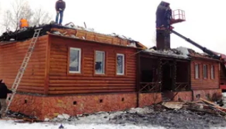 Разбор сгоревшего дома в Сарапуле от 3780 руб. - 2Землекопа-Срл