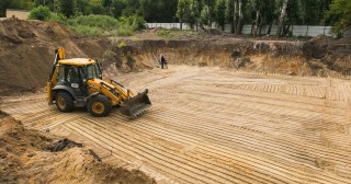 Разработка котлована Сарапул, цена от 307 руб./м3.